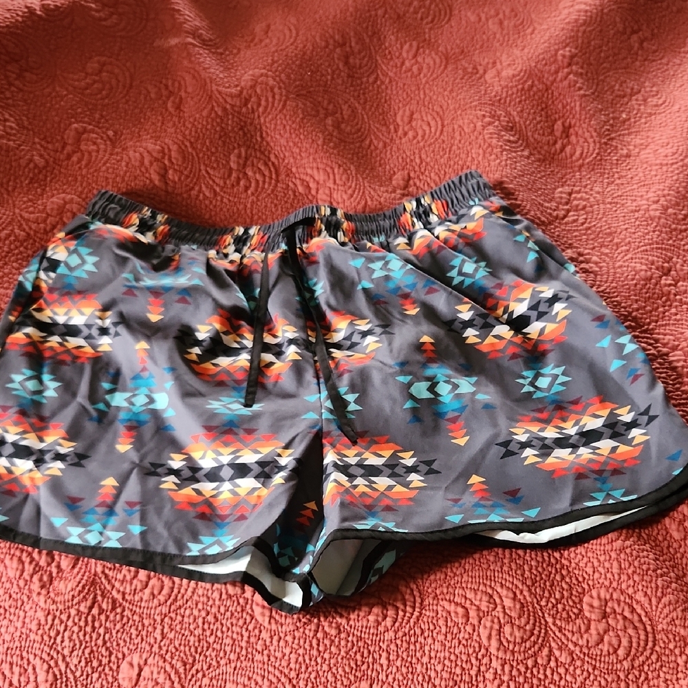 Aztec Rowdy Crowd Shorts
